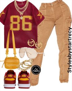 Usc Dunks Outfit, Dunk Outfit Black Women, Usc Gameday Outfit, Homecoming Fits, Baddie Era, Football Wife, Dress Code Outfits, Dunk Outfit, Tourist Outfit