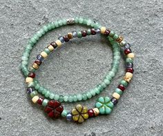 Fairy Fire, Woodland Fairy, Flower Beads, Green Jade, Fall Flowers, Jade Green, Boho Bracelets, Beaded Flowers, Czech Glass