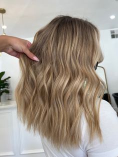 Highlights For Blonde Hair Winter, Dirty Blonde Inspo Hair, Natural Dirty Blonde Hair With Lowlights, Dirty Blonde Hair With Highlights Straight, Sunny Blonde Hair, Natural Dirty Blonde Hair, Darker Blonde Hair, Ken Hair, Neutral Blonde Balayage