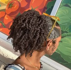 𝙋𝙞𝙣𝙩𝙚𝙧𝙚𝙨𝙩@𝙪𝙙𝙭𝙣𝙩𝙢𝙖𝙩𝙩𝙚𝙧 Cabello Afro Natural, Natural Curls Hairstyles, Hairdos For Curly Hair, 4c Hair, Natural Hair Styles Easy, Hair Laid, Penteado Cabelo Curto