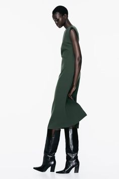 F00217373-102 Elegant Green Midi Dress For Fall, Elegant Green Dress For Fall, Elegant Green Fall Dress, Elegant Green Dresses For Fall, Green Knee-length Midi Dress For Formal Events, Formal Green Maxi Dress For Fall, Chic Green Dress For Formal Occasions, Formal Green Knee-length Midi Dress, Chic Green Formal Dress