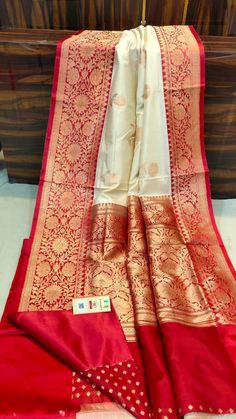 White Red Benarasi Saree, White And Red Banarasi Saree, Red And White Banarasi Saree, White And Red Silk Saree, White And Red Saree, Pink Saree Silk, Red And White Saree, Red Saree Wedding, Bengal Saree