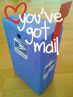 a blue box with a red arrow sticking out of it that says you've got mail