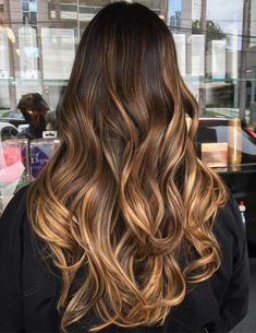 Long+Caramel+Brown+Balayage+Hair Pelo Color Caramelo, Bayalage Hair, Smart Hairstyles, Brunette Ombre, Blond Ombre, Blond Balayage