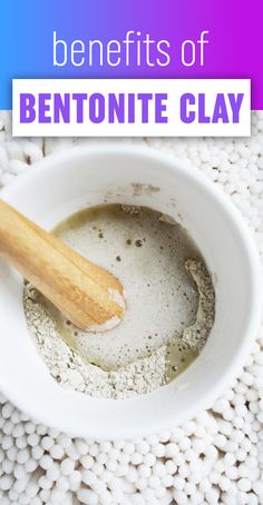 Benefits of Bentonite Clay - Learn about the wonderful properties of this natural clay and how it can heal your skin   more! Love this health and beauty recipe! Benefits Of Bentonite Clay, Regrow Hair Naturally, Healing Clay, Natural Beauty Diy, Diy Scrub, Natural Clay, Diy Spa