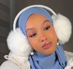 I’m Cold Makeup Winter, Im Cold Makeup Aesthetic, I'm Cold Makeup Look, I’m Cold Makeup, Cold Weather Makeup, Im Cold Makeup, Baddie Essentials, Makeup Looks Winter, Cold Makeup