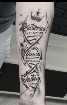 100 Powerful Name Tattoo Design Ideas |  matching husband and wife tattoos unique names Family Sleeve Tattoo, Tattoos Arm Mann, Name Tattoo Design, Tattoos Masculinas, Pocket Watch Tattoos, Dna Tattoo, Wife Tattoo