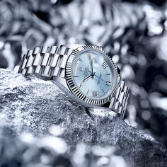 The boldest course. The @Rolex Day-Date 40 in platinum, 40mm case, ice blue dial, with a President bracelet.

#AlexandersJwlrs
#Rolex #DayDate #OfficialRolexRetailer Tiffany Light, Mens Watches Affordable, Buy Rolex, Luxury Watch Brands, Hand Watch, Vintage Rolex, Rolex Oyster, Rolex Day Date