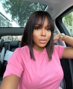 Arabella Straight Short Non-Lace Human Hair Bob Wigs with Bangs 180% Density Straighten Hairstyles, Lace Wig Bob, Human Hair Wigs With Bangs, Wig Bob, Brazilian Straight Hair, Pelo Afro, Hair Bob, Short Hair With Bangs