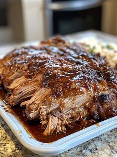 health meal, low carbs meals, keto meal Kalua Pig Recipe, Mashed Potato Cake Recipe, Traditional Hawaiian Food, Potato Cakes Recipe, Mashed Potato Cakes, Slow Cooker Shredded Chicken, Kalua Pork