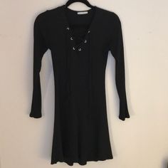 Zara Trafaluc Long Sleeve Lace Up Mini Dress In Size M. I’m Typically A S But M In A Lot Of Zara Trafaluc. Never Worn Zara Casual Mini Dress Stretch, Zara Casual Long Sleeve Mini Dress, Casual Black Mini Dress By Zara, Zara Casual Black Mini Dress, Zara Long Sleeve V-neck Dress For Date Night, Zara Black Long Sleeve Dress, Zara Long Sleeve V-neck Party Dress, Elegant Zara Long Sleeve V-neck Dress, Zara Long Sleeve Black Maxi Dress