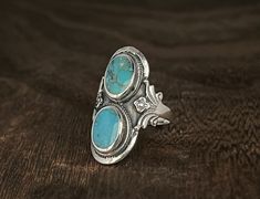 Vintage Style Southwest Style Turquoise Ring Sizes 5 to 12 available 925 Sterling Silver Oxidized Face Height: 30mm Weight: 8 grams Stone: genuine turquoise (actual stone may vary slightly from pictures) Nickel Free Silver Hallmark 925 Free US Shipping Big Turquoise Ring, Turquoise Jewelry Western, Wax Seal Ring, Nepal Jewelry, Vintage Turquoise Ring, Summer Rings, Elephant Ring, Metalwork Jewelry, Sterling Silver Rings Turquoise