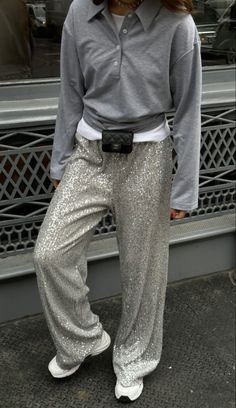 Shiny Trousers Outfit, Shiny Skirt Outfit, Shiny Pants Outfit, Glitter Pants Outfit, Glitter Pants, Sparkle Outfit