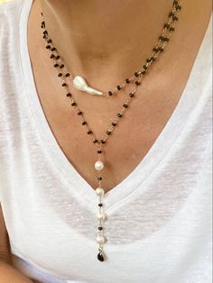 Black spinel necklace. Pealr necklace. Layering necklaces Rosary Inspired Necklace, Black Long Necklace, Black Spinel Jewelry, Black Spinel Necklace, Handmade Pearl Jewelry, Spinel Necklace, Pearl Jewelry Design, Black Pearl Necklace, Psychic Protection