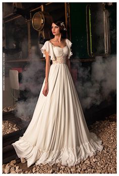 Wedding Dress Empire, Vintage Weddingdress, Wedding Dresses Vintage Princess, Chiffon Wedding Dresses, Plus Size Bridal Gowns, Wedding Dresses Boho, Wedding Gown Simple, Plus Size Bridal, White Victorian