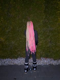 Blonde Peekaboo Braids With Beads, Blonde And Pink Hair Braids, Blonde And Copper Braids, Blonde And Pink Knotless, Blond And Pink Braids, Pink And Green Braids, Blonde And Pink Box Braids, Braid Combos, Black And Blonde Knotless Braids