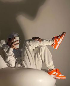 Sneaker Pics Aesthetic, Low Dunks Outfit, Orange Branding, Dunk Outfit, Dunks Outfit, Fireworks Photography, Lightroom Presets Wedding, Cargo Outfit, Brand Photography Inspiration