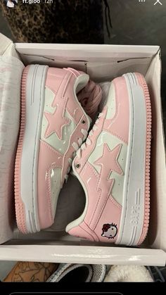 Bapesta Shoes, Bape Shoes, Bape Sneakers, Hello Kitty Baby, Hello Kitty Shoes, Pretty Shoes Sneakers, Cute Nike Shoes, Cute Nikes, Girly Shoes