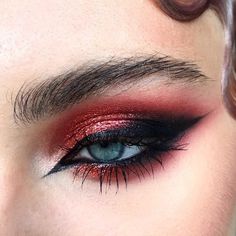 Red Dark Makeup Looks, Red And Black Glam Makeup, Heavy Metal Eye Makeup, Red Goth Eyeshadow, Villian Era Makeup, Goth Pink Makeup Looks, Gothic Eye Makeup Hooded Eyes, Bold Red Eye Makeup