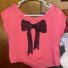 Size Small. New Without Tag- Never Worn. Loose Blouse. Buttons Going Down Entire Back (See Picture). Ruffles Around Neck. Short In Front. Longer In Back. With Low Waist Jeans It Is More Crop Top Style. With High Waisted (See Pix) Falls Right Past Jean Top. Trendy Pink Party Blouse, Pink Short Sleeve Crop Top For Day Out, Trendy Pink Tops For Night Out, Cute Short Sleeve Blouse For Party, Pink Short Sleeve Blouse For Party, Cute Short Sleeve Party Blouse, Pink Crop Top Blouse For Party, Cute Short Sleeve Party Tops, Cute Pink Party Tops