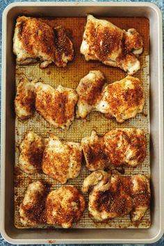 Baked Skinless Chicken Thighs, Baked Boneless Skinless Chicken Thighs, Chicken Thighs In Oven, Baked Boneless Chicken Thighs, Chicken Breast Crockpot Recipes, Crockpot Chicken Breast, Thighs Recipe, Chicken Thigh Recipes Oven, Boneless Chicken Thigh Recipes