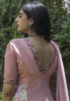 Chudidar Back Neck Designs Latest, Neck Back Designs For Kurtis, V Neck Kurti Designs Latest, Stylish Back Designs For Kurtis, V Neck Churidar Design, Latest Suit Back Neck Designs Indian, Back Nack Design For Kurti, Deep Back Neck Designs For Suits, Back Patterns For Kurtis