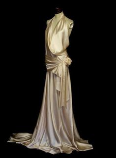 90s Gowns, Blush Pink Wedding Gown, Olympia Manet, Silk Drape Dress, Silk Gowns, 1930s Hollywood, Drapey Dress, Draped Gown, Silk Evening Dress