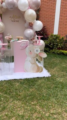 Bunny Birthday Theme, Bunny Baby Shower, First Birthday Party Decorations, Bunny Party, Bunny Birthday, Baby Shawer, First Birthday Decorations, Rabbit Decor, Balloon Decorations Party