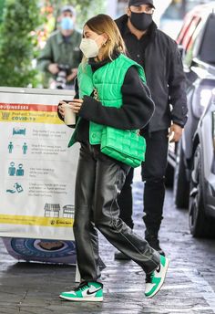 Hailey Bieber And Justin Bieber, Hailey Bieber Street Style, Skincare Clinic, Hayley Bieber, Hailey Baldwin Style, Bella Hadid Outfits