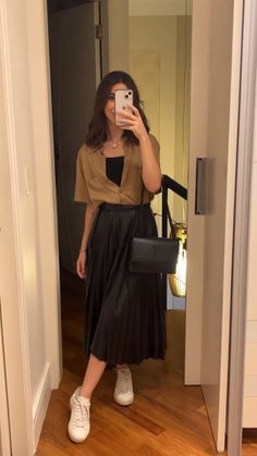 Rok Outfit, Cute Modest Outfits, Outfit Styles, Modest Fashion Outfits, Mode Inspiration