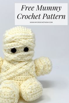 a crocheted stuffed animal with the text free mommy crochet pattern