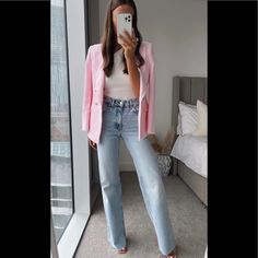 Zara Full Length Wide Leg Jeans Pastel Blazer, Blazer Outfit, Business Casual Outfits For Work, Traje Casual, Elegante Casual, Classy Work Outfits, Stylish Work Outfits, Pink Blazer, Casual Work Outfits