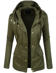 We can't get enough of this Army Green Anorak jacket with hoodie and gold details! Pulls any look together which makes it perfect for any occasion. The jacket does run slightly small, so we suggest si Safari Jacket Women, Military Jacket Women, Military Inspired Jacket, Military Jacket Green, Military Style Jackets, Safari Jacket, Anorak Jacket, Carrie Bradshaw, Green Jacket