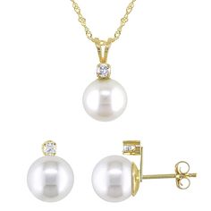 Pearl Necklace And Earrings, Pearl Jewelry Sets, Women's Jewelry Sets, Diamond Stud Earrings, Pearl Types, Yellow Gold Pendants, Freshwater Cultured Pearls, Pearl Diamond, Diamond Stud