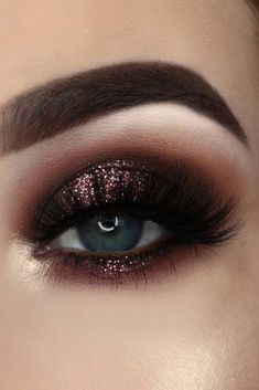 Dramatic Wedding Makeup, Makeup Cantik, Gorgeous Wedding Makeup, Wedding Eyes, Dark Eye Makeup, Trend Ideas, Wedding Eye Makeup, Bridal Eye Makeup