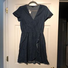 J Crew Mercantile Nwt Denim Dress Size Xs Dark Wash Cotton V-neck Denim Dress, Dark Wash Cotton Denim V-neck Dress, Dark Wash Cotton Denim Dress With V-neck, Washed Blue V-neck Denim Dress, Indigo V-neck Denim Dress, Dark Wash Cotton V-neck Dress, Dark Wash V-neck Cotton Dresses, Linen Shift Dress, Ponte Dress