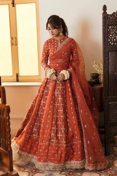 Latest Bridal Dresses, Pakistani Fancy Dresses, Bridal Dress Fashion, Embroidered Bodice, Embroidered Organza, Embroidered Border, Pakistani Bridal Dresses