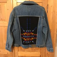 Rare Pendleton Jean Jacket Western Wear. In Good Used Condition. No Flaws. Mens Med/ Womens L/Xl Western Style Long Sleeve Denim Jacket For Winter, Western Style Blue Winter Outerwear, Pendleton Womens Jacket, Pendleton Fleece Jacket, Blue Brown Pendleton, Pendleton Coats & Jackets, Pendleton Jacket, Western Wear, Jean Jacket