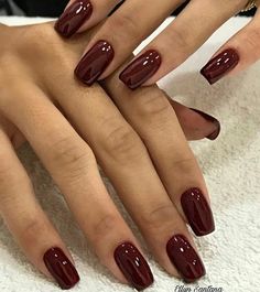 Natural Classy Nails, Machiaj Smokey Eyes, Makeup Help, Soft Nails, Red Nail, Nature Tattoos, Classy Nails