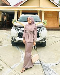 Dress Satin Brokat Bridesmaid Hijab, Malaysian Bridesmaid Dresses, Model Dress Satin Hijab, Braidsmaid Hijab, Gaun Bridesmaid Hijab Satin, Bridesmaid Dresses Hijab Satin, Braidsmaid Hijab Style, Baju Bridesmaid Modern Hijab