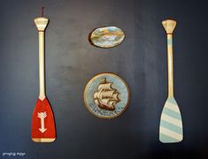 These painted oars are the perfect summer decor for that nautical touch! This easy DIY project tutorial comes with a coloring page to figure out your color scheme or patterns before painting. #semiglossdesign #summerdecor #paintedoars Painted Oars Paddles, Painted Oars, Beach Themed Art, Wooden Oars, Diy Wood Wall, Cords Crafts, Coastal Wall Decor, Nautical Wall Art, Faux Brick