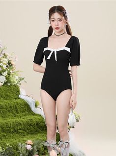 ❤︎French monochrome swimming two-piece one-piece swimsuit❤︎ Dress Swimsuit, Pearl Bag, Swimsuit Dress, Quilted Bag, Black Swimsuit, Two Piece Dress, Piece Dress, Fashion Flats, Body Weight