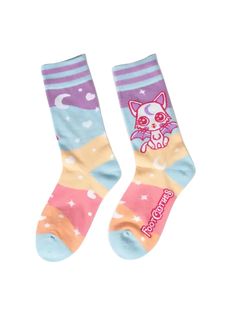 Greetings Creatures of the Night, introducing Foot Clothes; not officially part of Blackcraft, but it's a brand we'd DIE for! We're obsessed, and we think you will be too❤ Invoke the arcane allure of our Gothic Kitty Winged Socks! These ethereal felines soar through pastel rainbow skies, poised to alight in your sock drawer and weave a comfort spell upon your wardrobe. Crafted not only from cuteness but also from durable threads, they defy the rule of threes without succumbing to the curse of discomfort. 🌙🔮🧦Sock Specs: * Combed Cotton/Nylon/Spandex for breathability, durability, and stretch * DOUBLE TERRY in the heel and toe area adds durability and comfort where most novelty sock brands fail. * 200N Thread Count for highest level of detail * 40 Gram Socks with smooth seams * No uncomfo Winged Cat, Sourpuss Clothing, T Craft, Creepers Shoes, Pastel Goth Fashion, Rainbow Sky, Cute Bat, Sock Drawer, High Heel Boots Knee