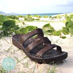 Experience the pure fun of beach days and warm weather with the Jaya Jandals ®! These super cute slides have everything you need for a laid-back and stylish outing. With a gladiator-like design, they exude a trendy charm that is hard to resist. The comfortable upper straps feature lauhala weave patterns, adding a touch of island-inspired flair to your look. Made with a lightly padded footbed and a slight one-inch heel, these Jandals provide the perfect combination of comfort and style. Slip into Pali Hawaii Sandals, Jesus Sandals, Summer Brown, Cute Slides, Mens Sandals, Beach Day, Summer Shoes, Everyday Outfits, Warm Weather