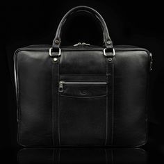 CITY LARGE Leather Laptop Bag black front view Leather Laptop Bag For Men, Designer Laptop Bag, Laptop Bag Men, Heritage Crafts, Leather Laptop Bag, Sustainable Business, Beautiful Inside And Out, Work Style, Leather Laptop