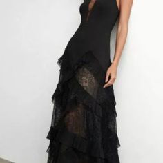 Beautiful Party Dress. Size 4. Long Black Lace. Black Party Gown, Summer Cocktail Attire, Beautiful Party Dresses, Bridesmaid Dresses 2018, Floral Lace Skirt, Chic Black Dress, Bridesmaid Dresses Uk, Pleated Tulle, Pleated Gown