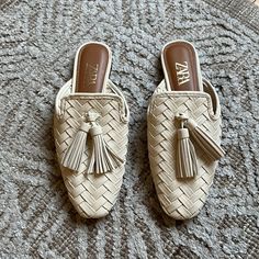 Woven Cream Loafers (Mule) With Tassel Detail From Zara Size 38 (Us Size 7 1/2) Brand New Unavailable On Website Or In Store Perfect For Summer White Pointed Toe Slip-ons For Summer, Beige Synthetic Closed Toe Loafers, Cream Flat Heel Loafers For Summer, Cream Summer Loafers With Flat Heel, Summer Cream Loafers With Flat Heel, Summer Cream Loafers, White Summer Loafers With Flat Heel, White Summer Loafers, Beige Pointed Toe Loafers For Summer