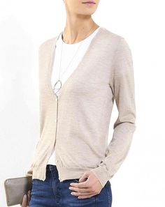 Regular fit, select your usual size, The model is 177cm tall and is wearing a size S, Fine gauge, flat trim, Perfect to wear directly on your skin Flat Trim, V Neck Cardigan, The A Team, Your Skin, Cashmere, In Italy, Trim, V Neck, Italy