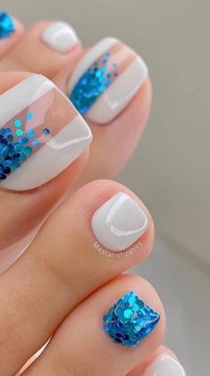 Ongles Beiges, Feet Nail Design, Pedicure Designs Toenails, Pedicure Nail Designs, Gel Toe Nails, Toe Nail Color, Pretty Toe Nails, Cute Toe Nails, Summer Toe Nails