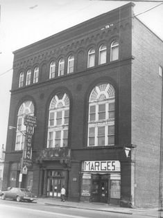 an old black and white photo of a marbee's store in the 1950's